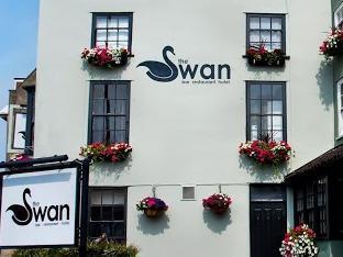 The Swan Hotel アルモンズベリー エクステリア 写真